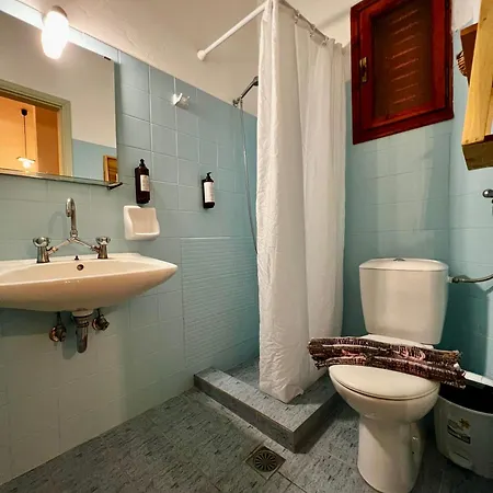 Ocean Front 77 Apart Otel 2*