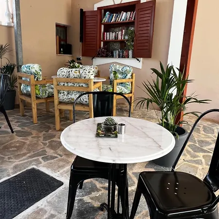 Ocean Front 77 4* Lourdata (Kefalonia)