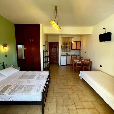 Ocean Front 77 Apart-hotel Lourdata (Kefalonia)