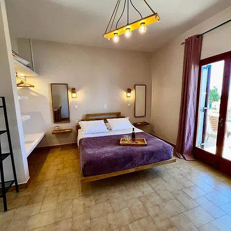 Ocean Front 77 Apart-hotel 2*