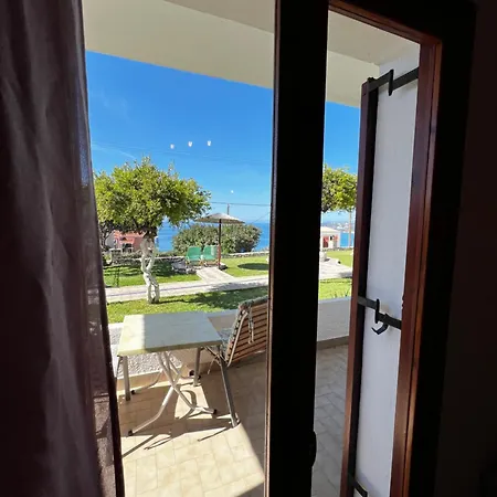 Ocean Front 77 2*
