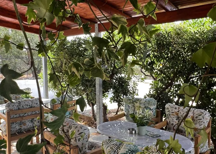 Ocean Front 77 Aparthotel 4*