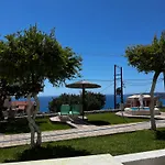 Ocean Front 77 Aparthotel 4*