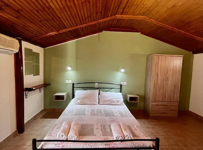 Aparthotel Ocean Front 77 Lourdata (Kefalonia)